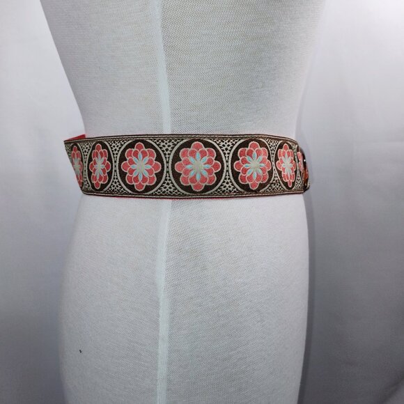 🌸 Reversible Floral Fabric Belt | One Size🌸 - Picture 7 of 14